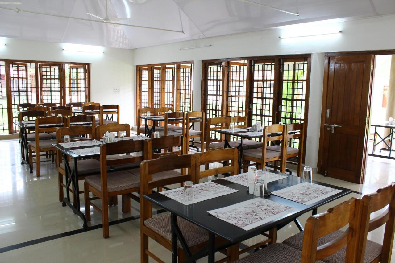 Ktdc Kumarakom Gateway Resort Alappuzha Exterior photo